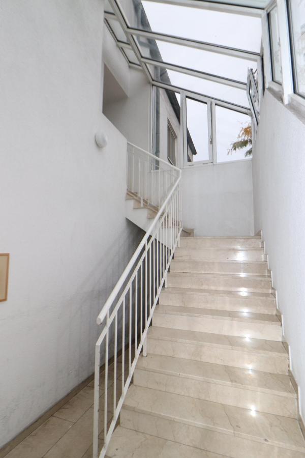 Bacchus - Helles Und Geraeumiges Appartement Am Rande Von Mohuč Exteriér fotografie